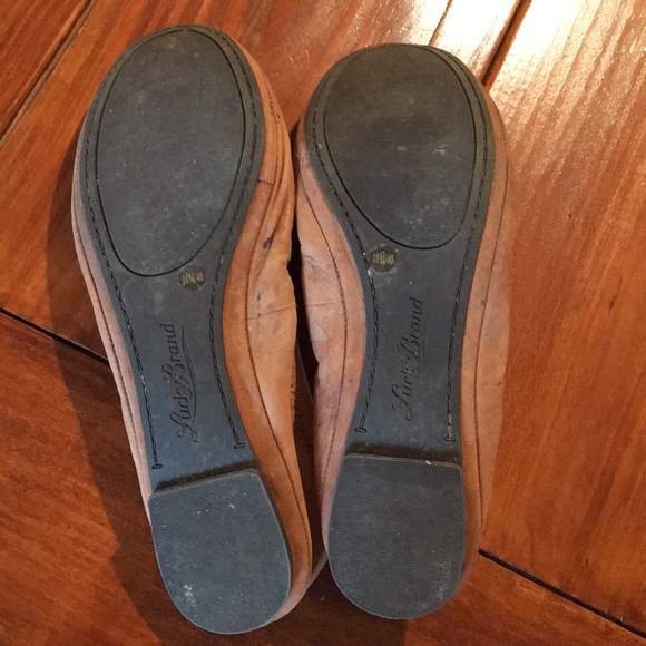 Basic brown flat - Picture 4 of 4